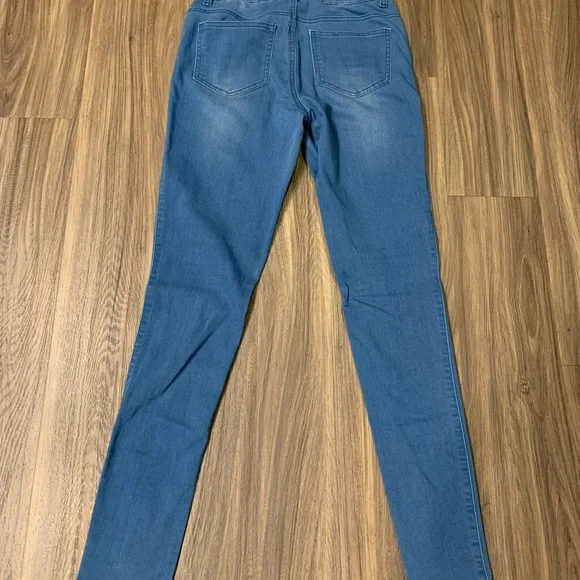 Jeans - Picture 4 of 4